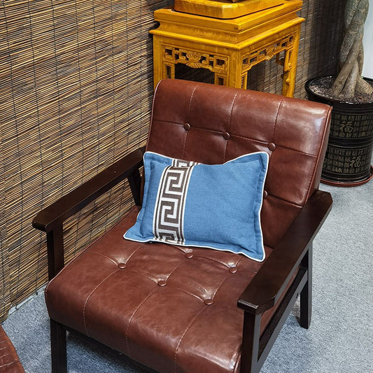 Golden nanmu powder pillows and cushions have a wonderful, pleasant fragrance and are very comfortable.